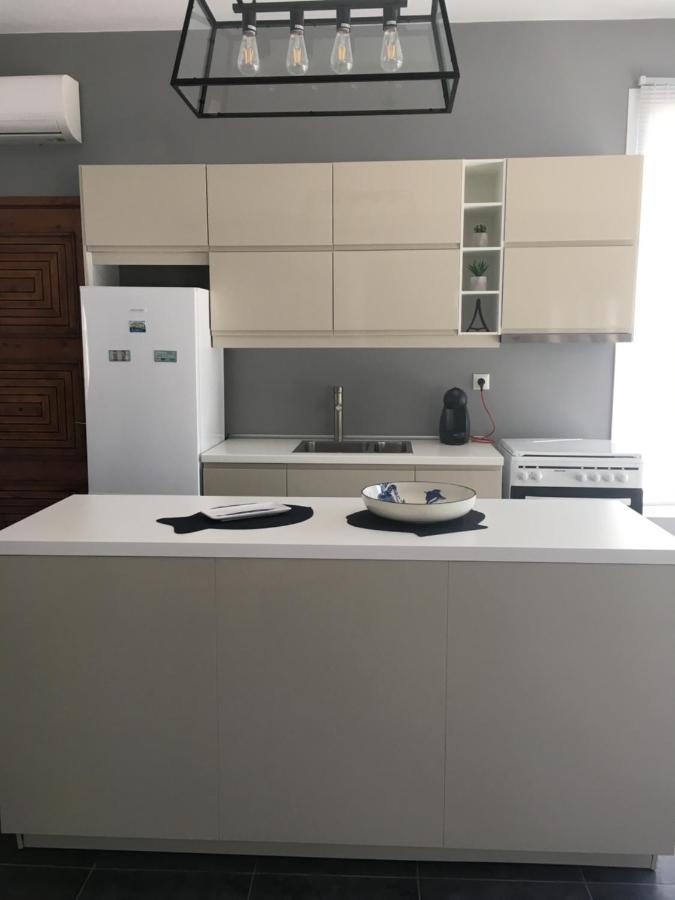 Secret Bay Apartamento PalaiónTsiflíkion Exterior foto